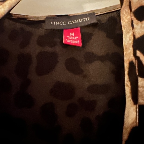 Vince Camuto animal print blouse with cut away detail. - Picture 3 of 3